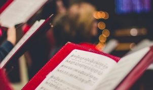 Hymn-Singing-730x430